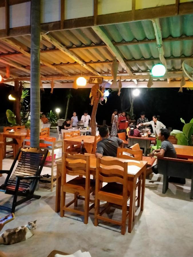 Baan Panseng Bungalow Ko Kut Exterior photo